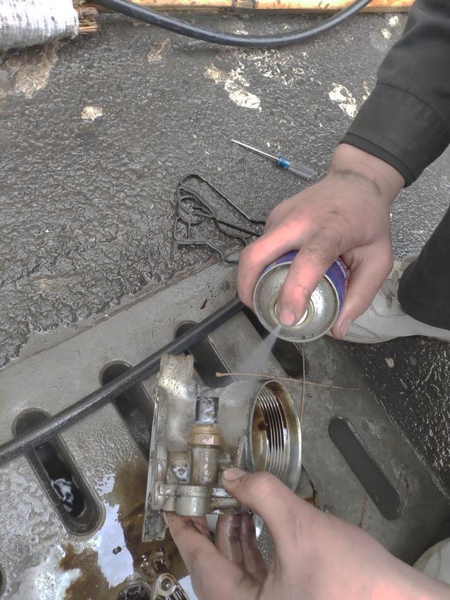 工业级塑料密封垫的耐高压测试