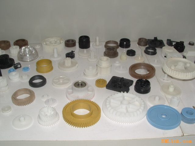 塑料制品代加工，现状、挑战与未来趋势