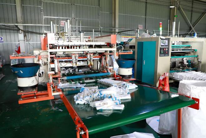山西塑料制品厂的繁荣崛起
