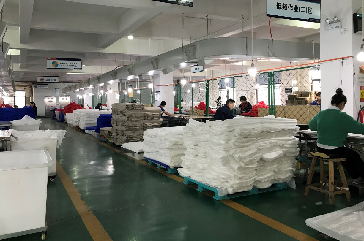 义乌塑料制品公司的崛起及未来展望