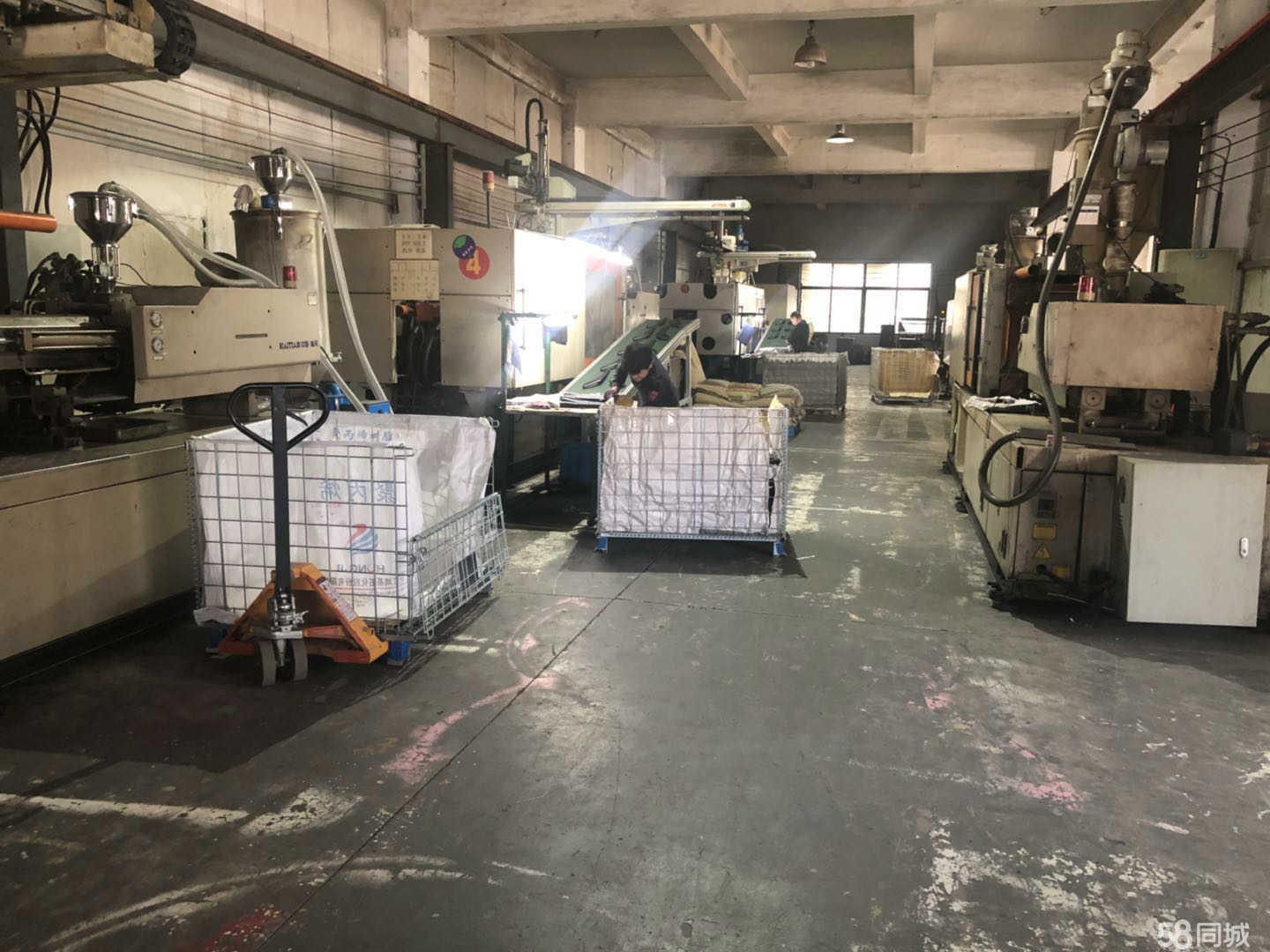 上海塑料制品三厂，历史沿革与产业贡献