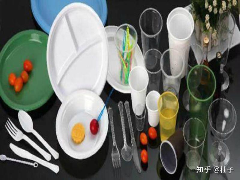 塑料制品现状、影响与挑战探究